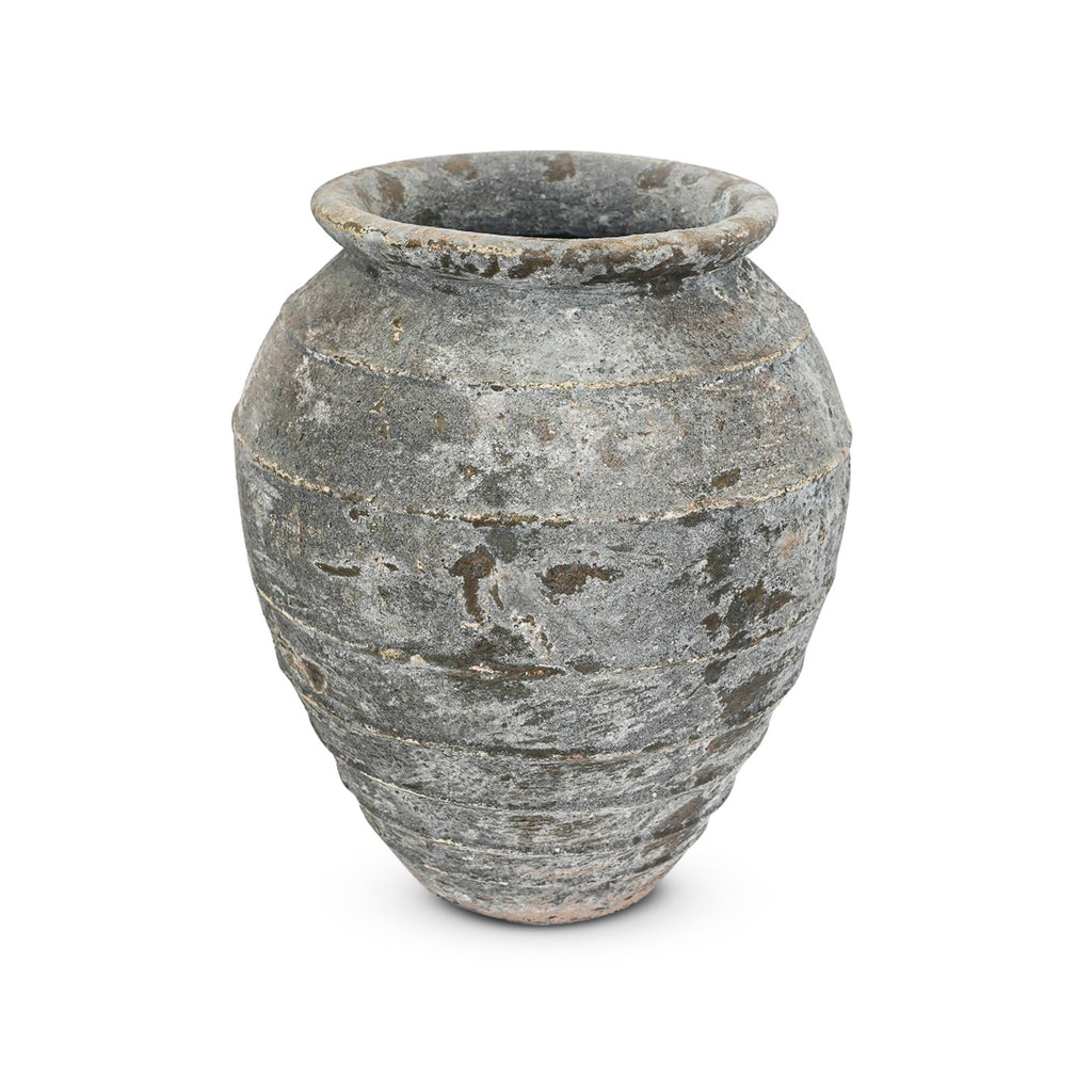 Bufalo II handmade Vietnamese vase, wood-fired stoneware — Horizon Pottery